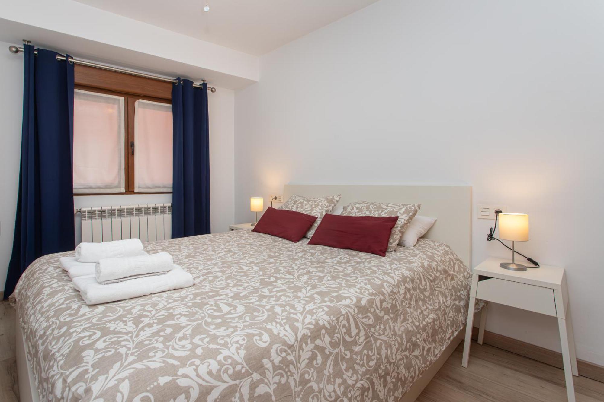 La Plaza De Cangas Apartamento Turistico Onís Exterior foto